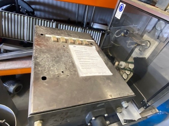 Capper Machine Pic 06